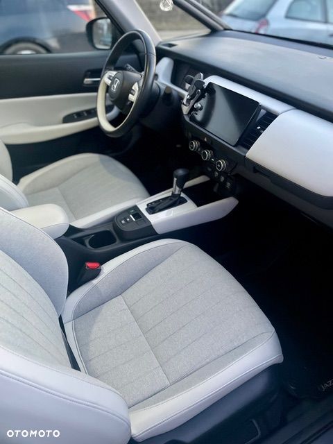 Honda Jazz 1.5 i-MMD Executive Crosstar - 17