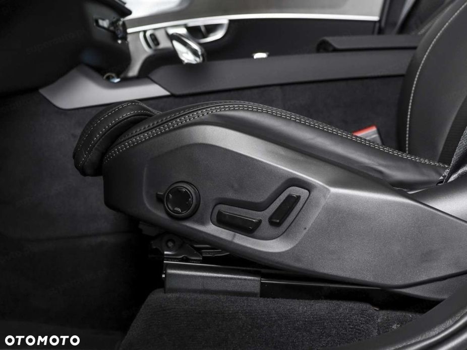 Volvo XC 90 B5 B AWD Ultra Bright 7os - 9