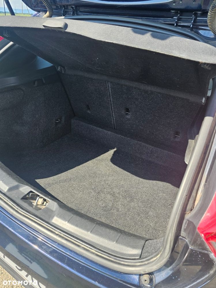 Volvo V40 D2 Drive-E Kinetic - 16