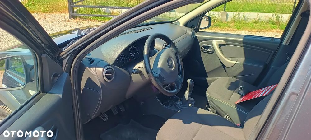 Dacia Sandero Stepway 1.6 - 16
