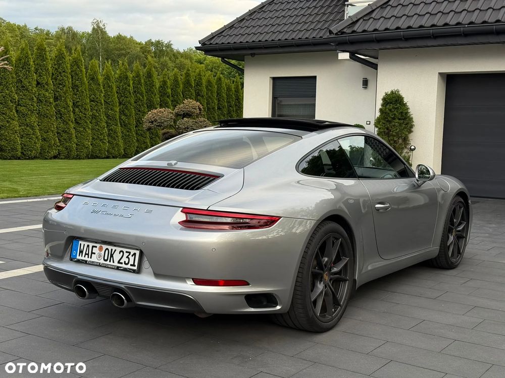 Porsche 911 Carrera S PDK - 11