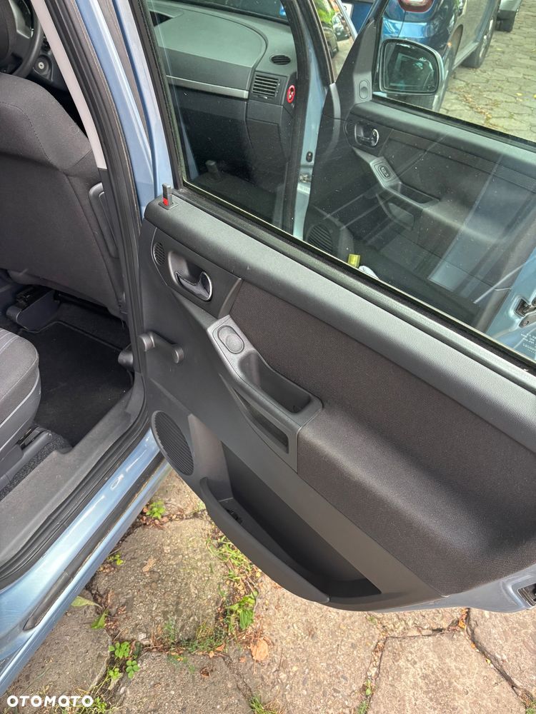 Opel Meriva - 17