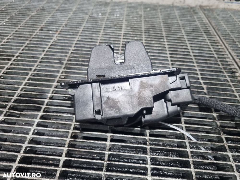 Broasca haion Peugeot 3008 II 2016 - 2020 SUV 4 Usi (1316) - 2