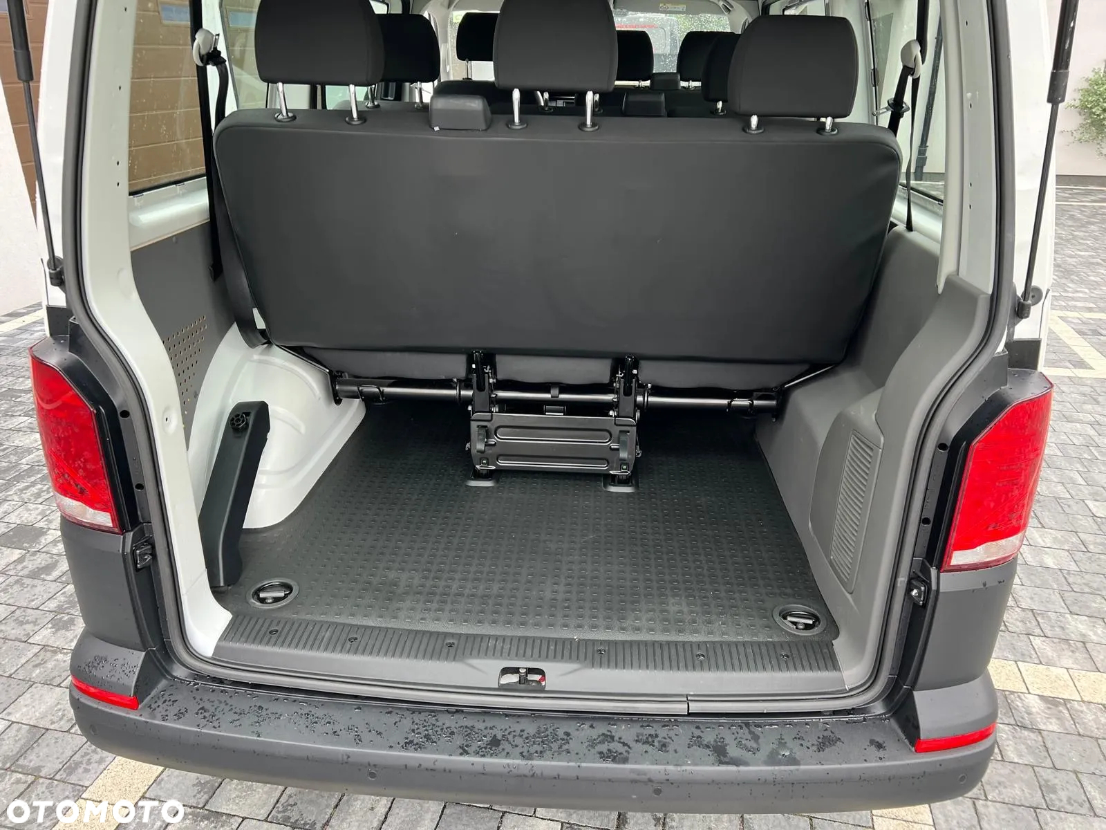 Volkswagen Transporter - 18