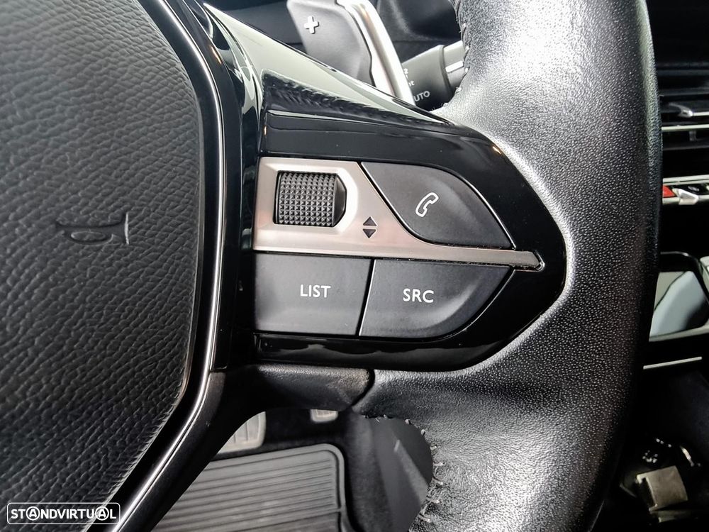 Peugeot 208 1.2 PureTech Allure Pack EAT8 - 19