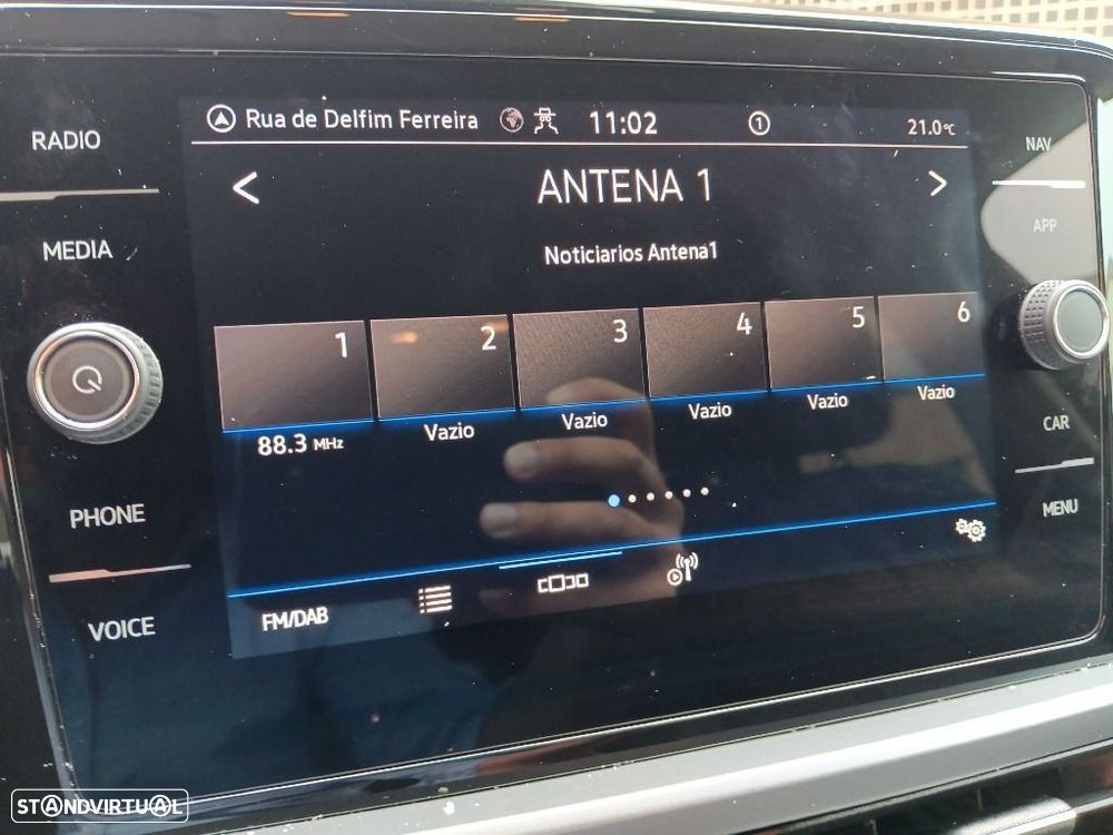 VW T-Roc 1.5 TSI Urban DSG - 24