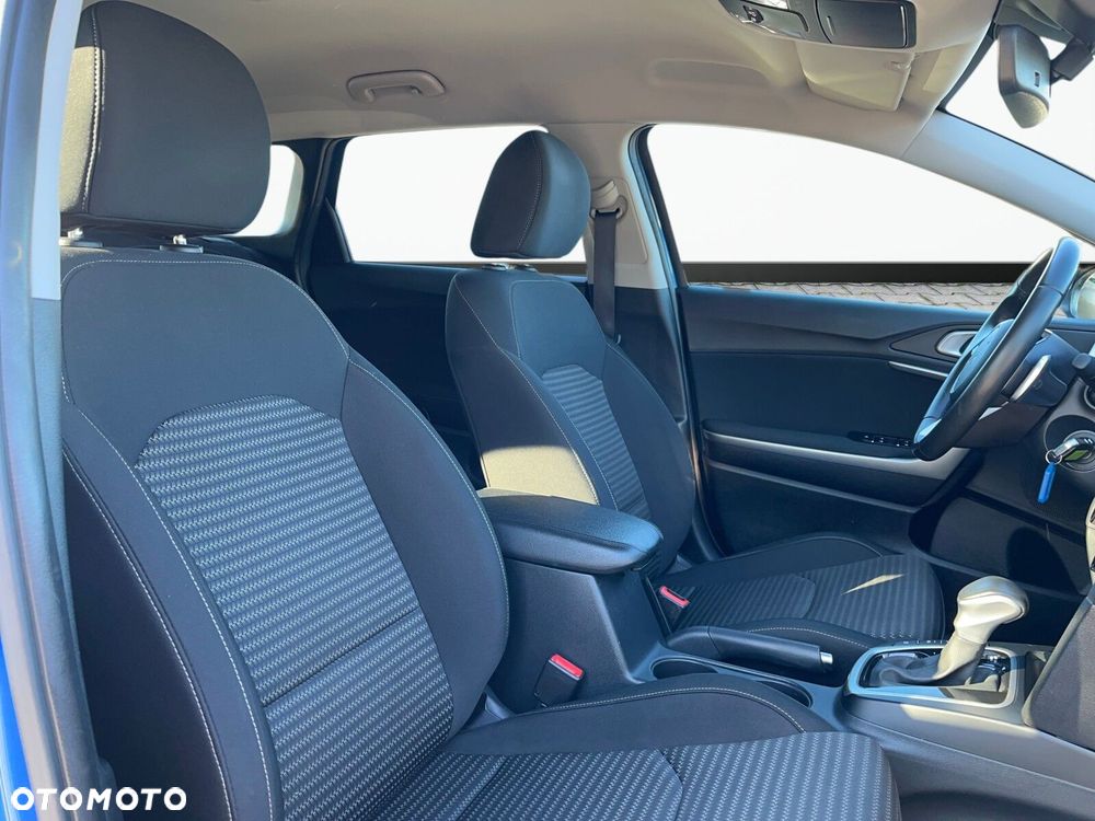 Kia Ceed 1.5 T-GDI M DCT - 21