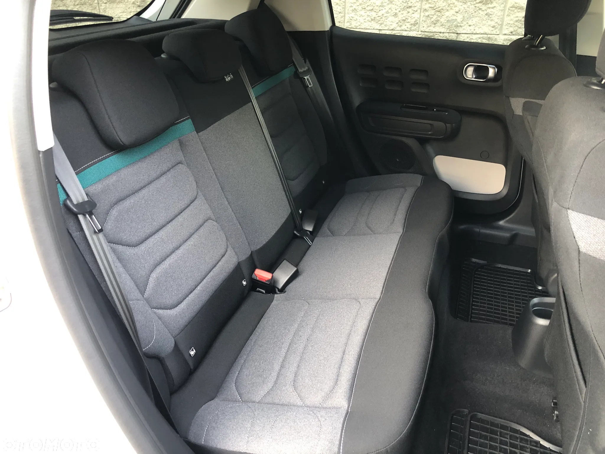 Citroën C3 1.2 PureTech Shine - 25