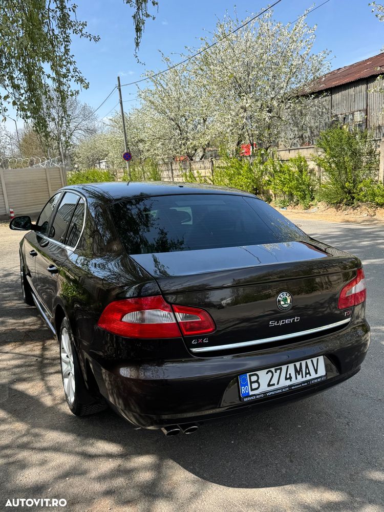 Skoda Superb 2.0 TDI Elegance 4x4 - 5