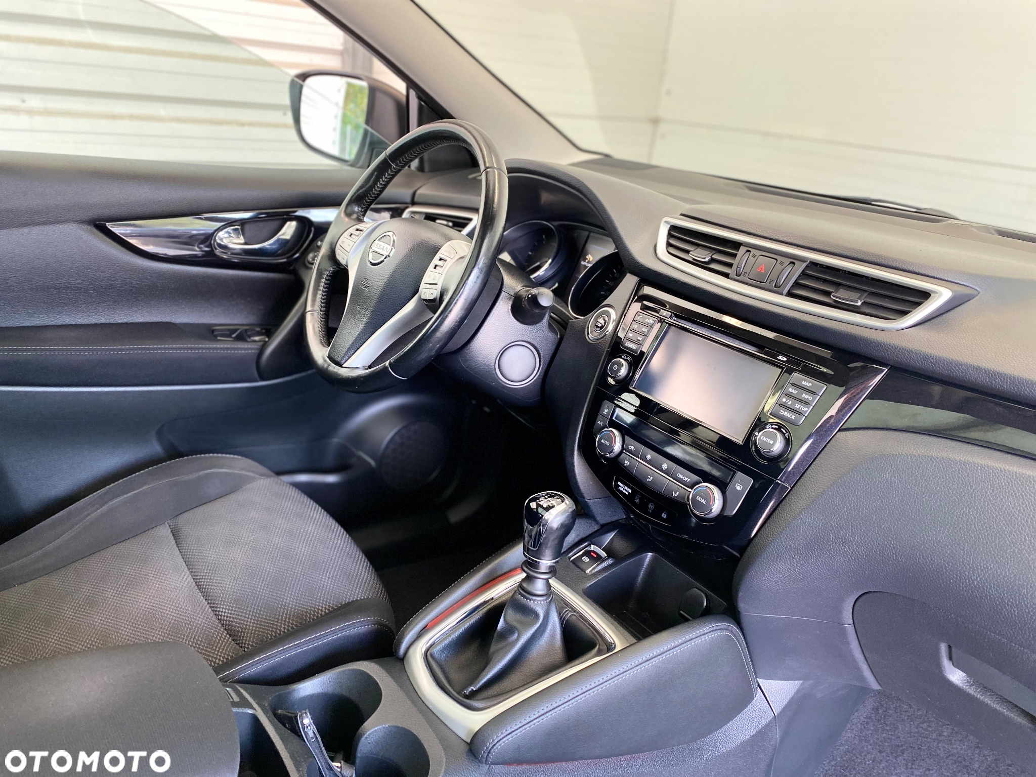 Nissan Qashqai 1.5 dCi Tekna EU6 - 14