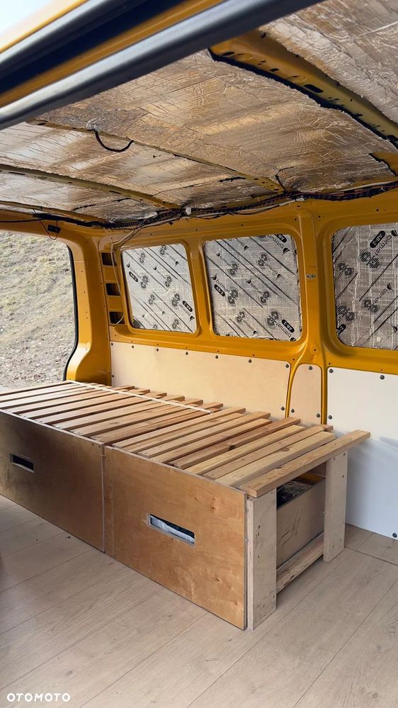 Volkswagen Transporter - 29