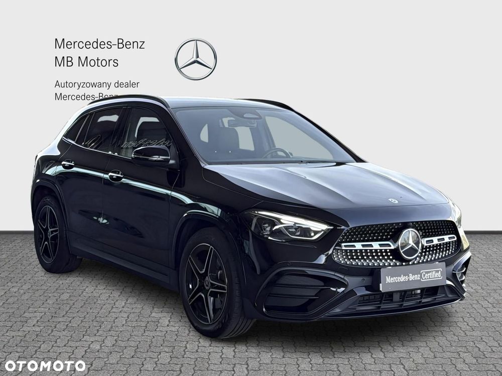 Mercedes-Benz GLA - 7