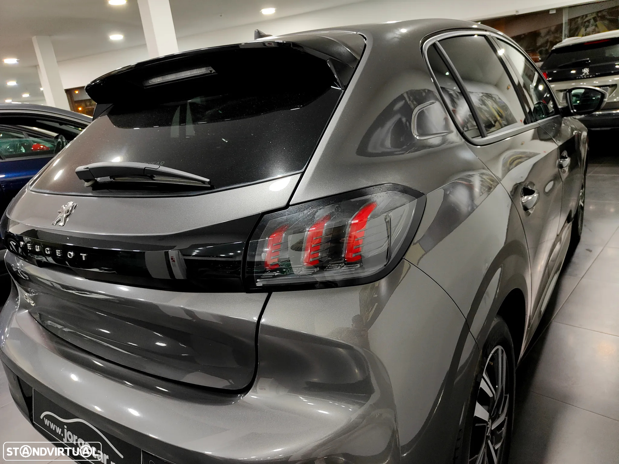 Peugeot 208 1.2 PureTech Allure Pack - 19