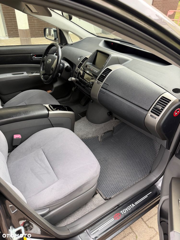 Toyota Prius 1.5 VVT-i Prestige - 7