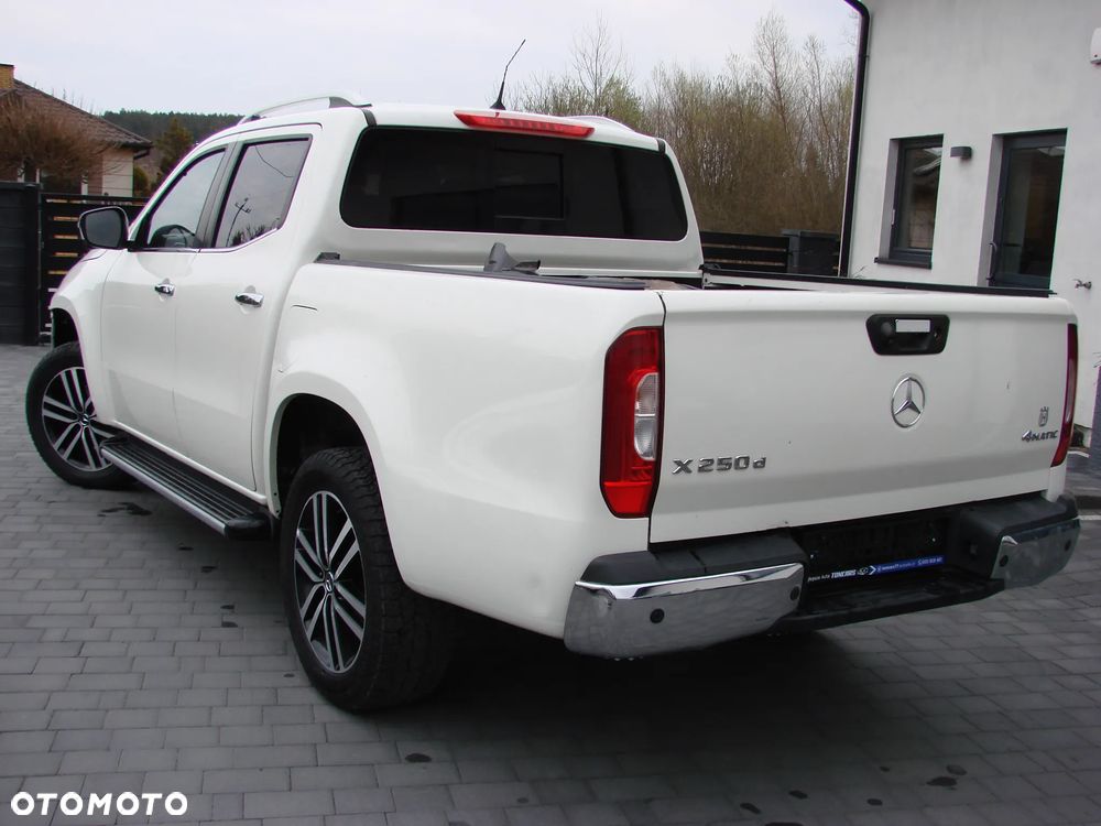 Mercedes-Benz Klasa X - 10