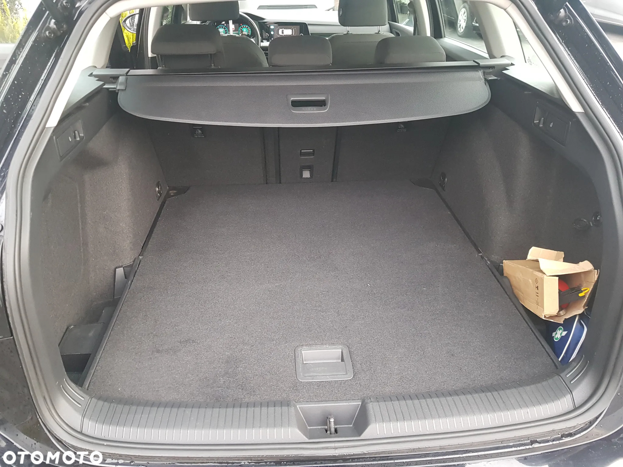 Volkswagen Golf VIII 1.5 TSI EVO Life - 19