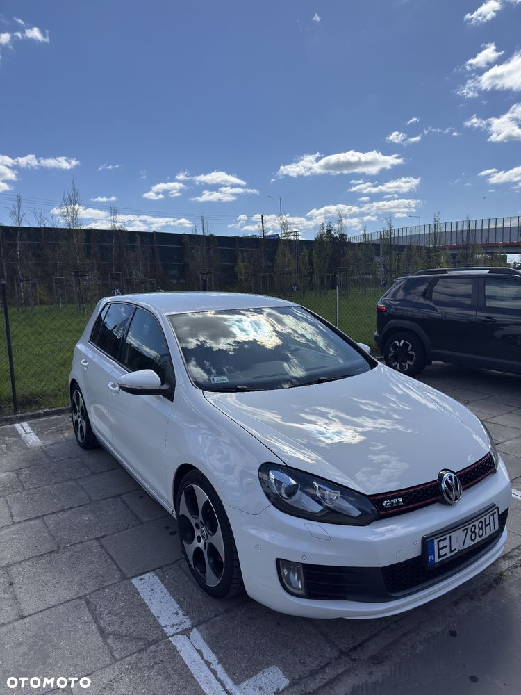 Volkswagen Golf - 3
