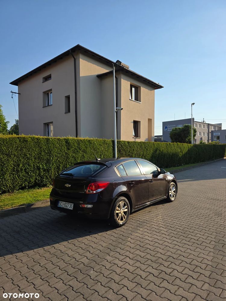 Chevrolet Cruze 1.7 D LT+ - 26