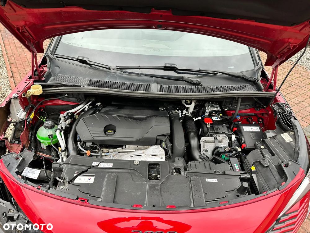 Peugeot 3008 1.6 PureTech Hybrid4 PHEV GT Pack S&S EAT8 - 36