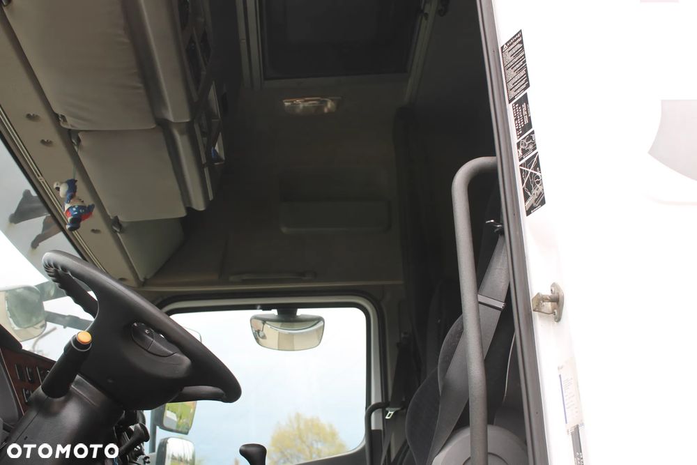 Mercedes-Benz AXOR 2536 6x2 manual - 14