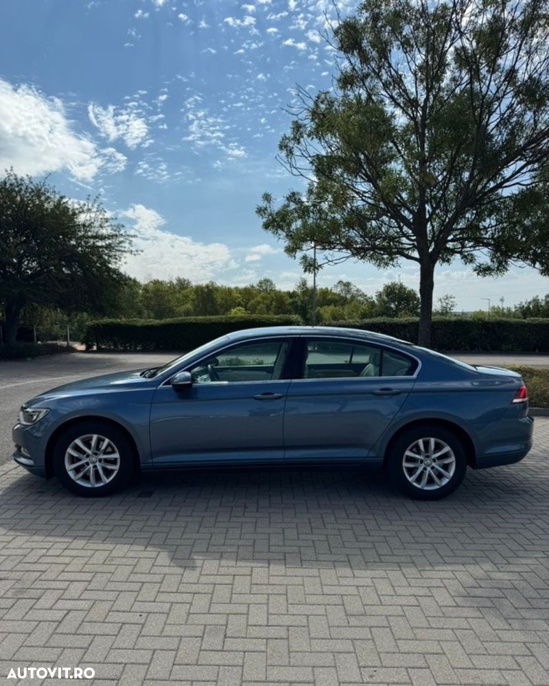 Volkswagen Passat 2.0 TDI Comfortline - 7