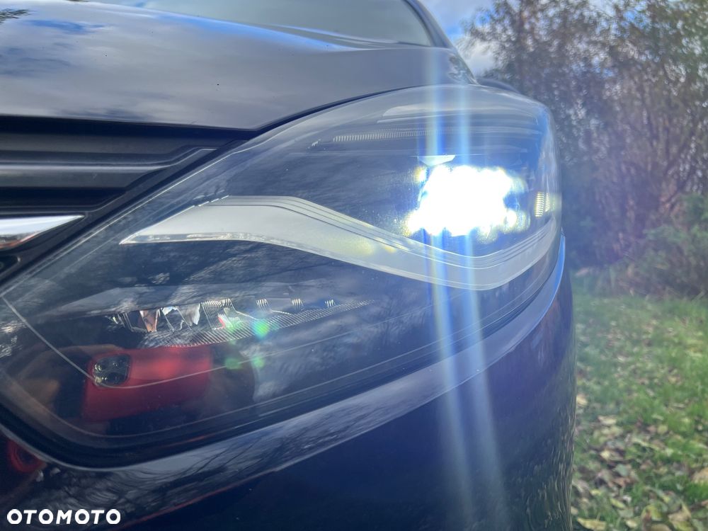 Opel Zafira 1.4 Turbo Business Innovation - 26