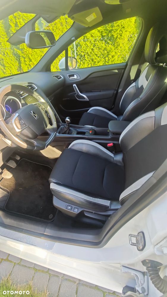 DS Automobiles DS 4 - 17