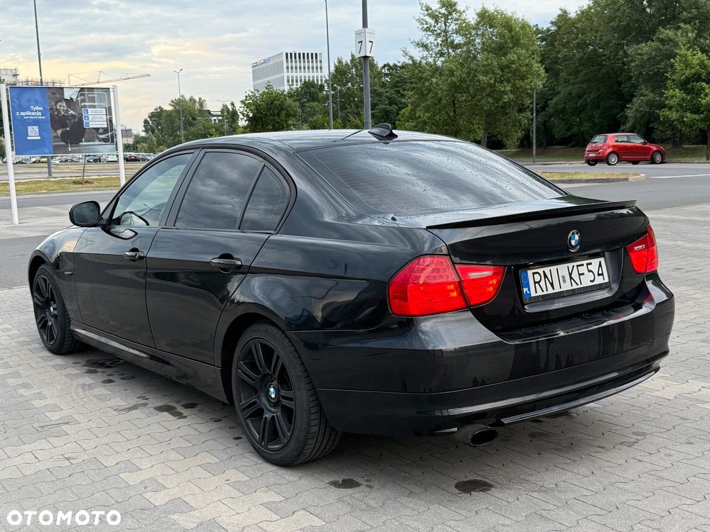 BMW Seria 3 316i - 8