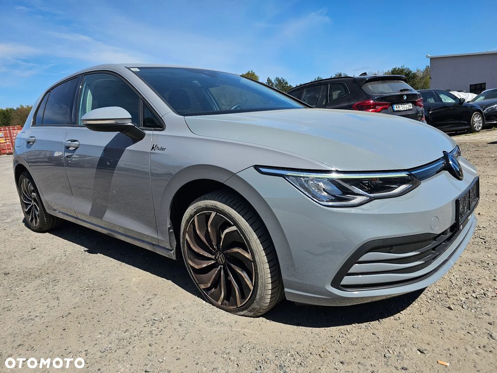 Volkswagen Golf - 13