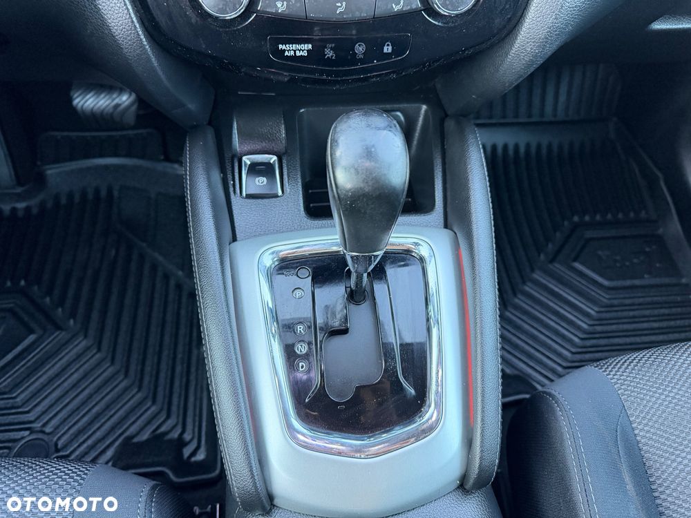 Nissan Qashqai - 22