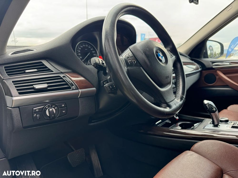 BMW X5 xDrive30d - 14