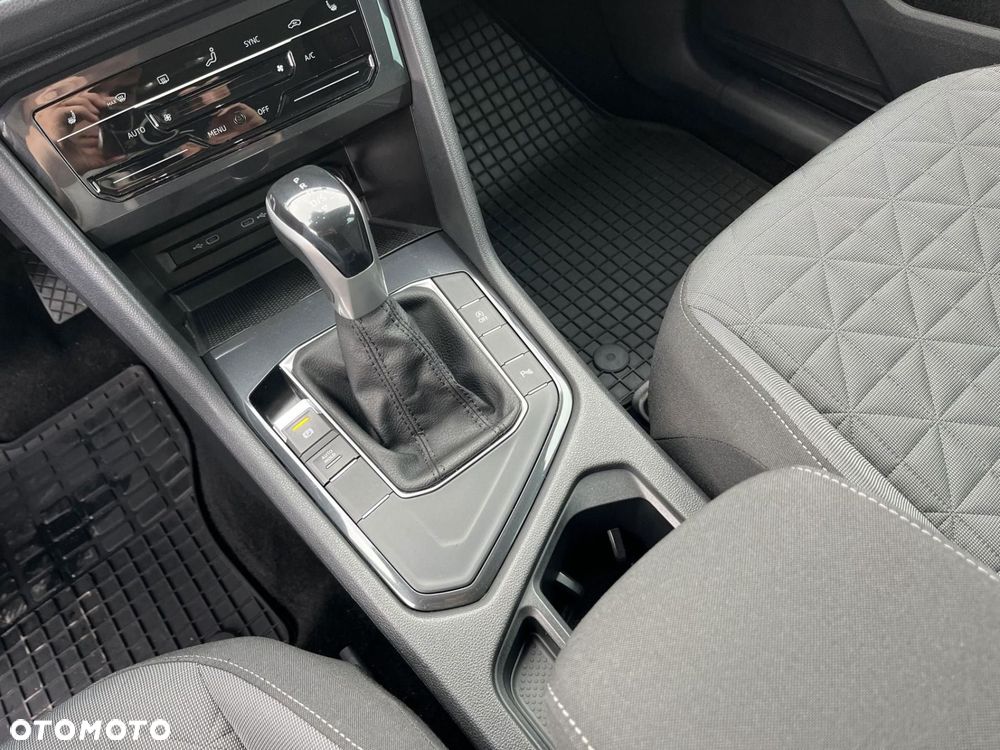 Volkswagen Tiguan - 15
