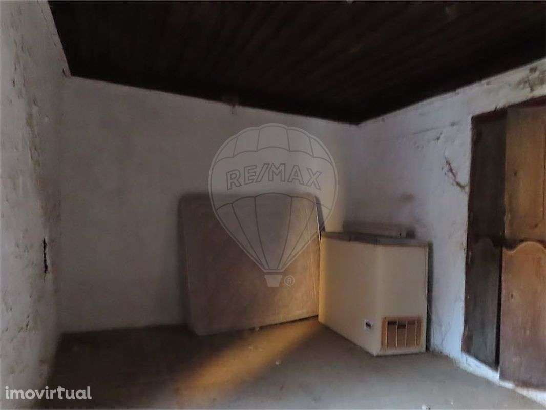 Moradia T1 para venda - Grande imagem: 3/27