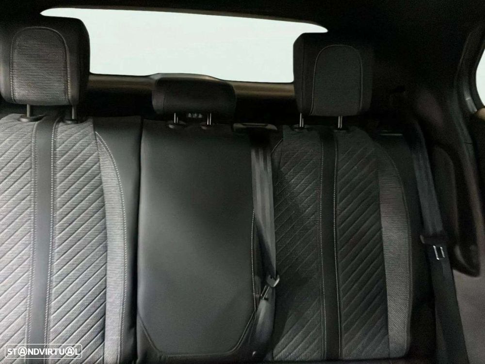 Peugeot 2008 1.2 PureTech Allure - 19