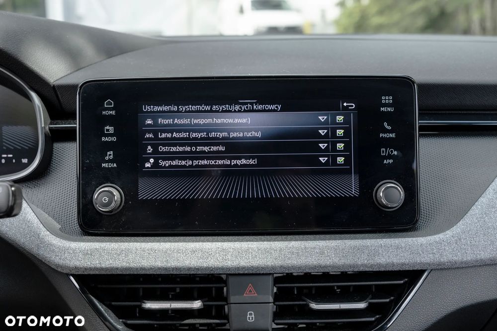 Skoda Scala 1.0 TSI Selection DSG - 15