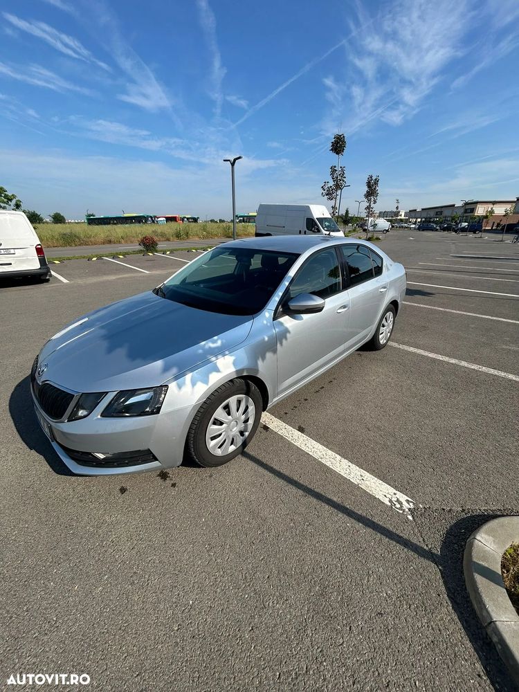 Skoda Octavia 1.6 TDI Ambition - 2