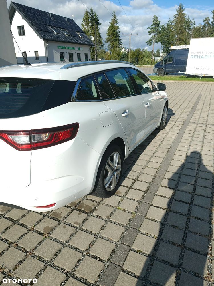 Renault Megane 1.5 dCi Limited EDC - 6
