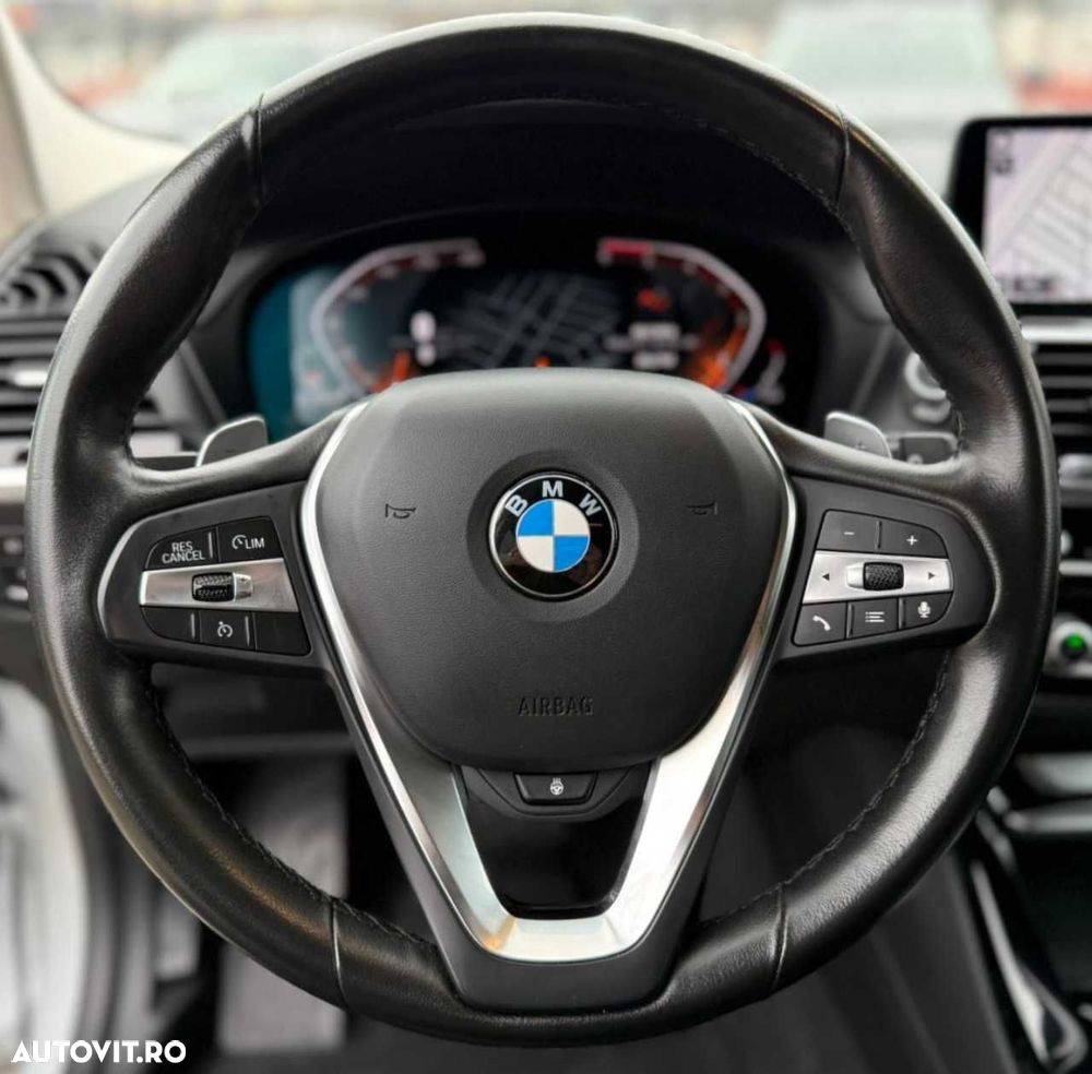 BMW X3 xDrive20d AT xLine - 24
