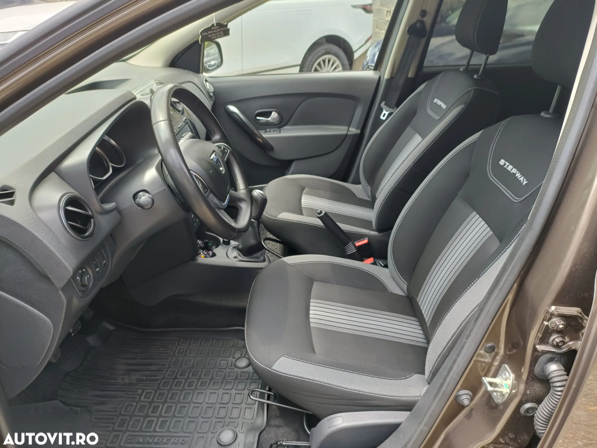 Dacia Sandero Stepway 1.5 Blue dCi Prestige - 11