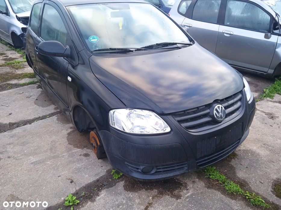 Na części VW Fox L041 Silnik Skrzynia Maska Zderzak Drzwi Klapa Szyba - 1