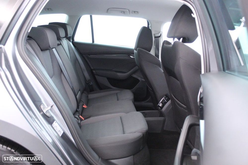 Skoda Octavia Break 2.0 TDI Ambition - 15