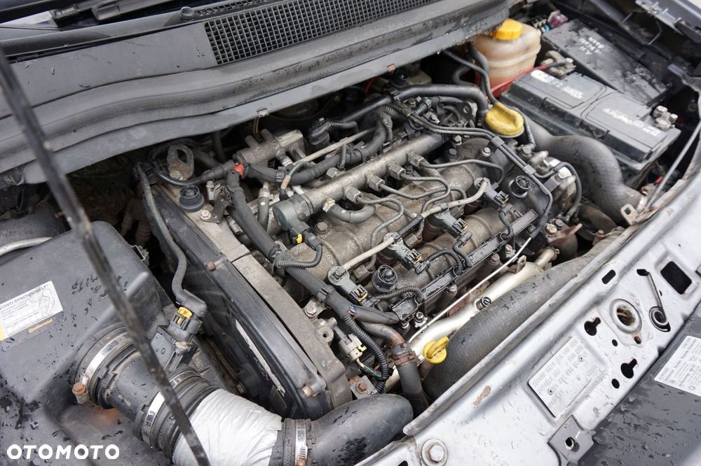 SILNIK ZAFIRA B 1.9 CDTI 150KM Z19DTH OPEL 2005-2008 - 2