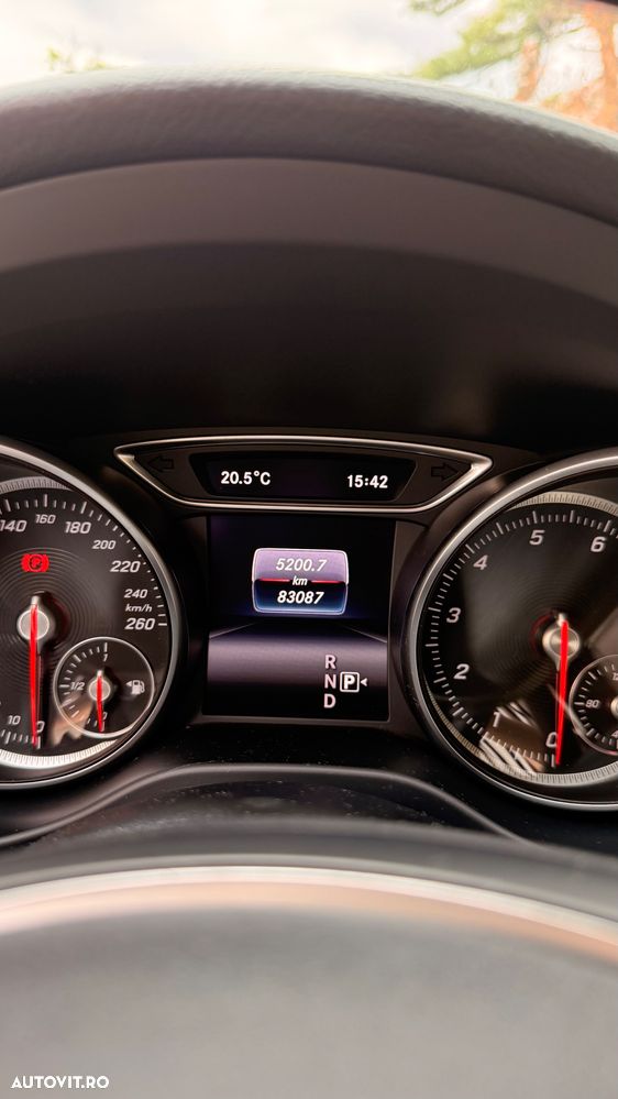 Mercedes-Benz GLA 220 4MATIC - 11