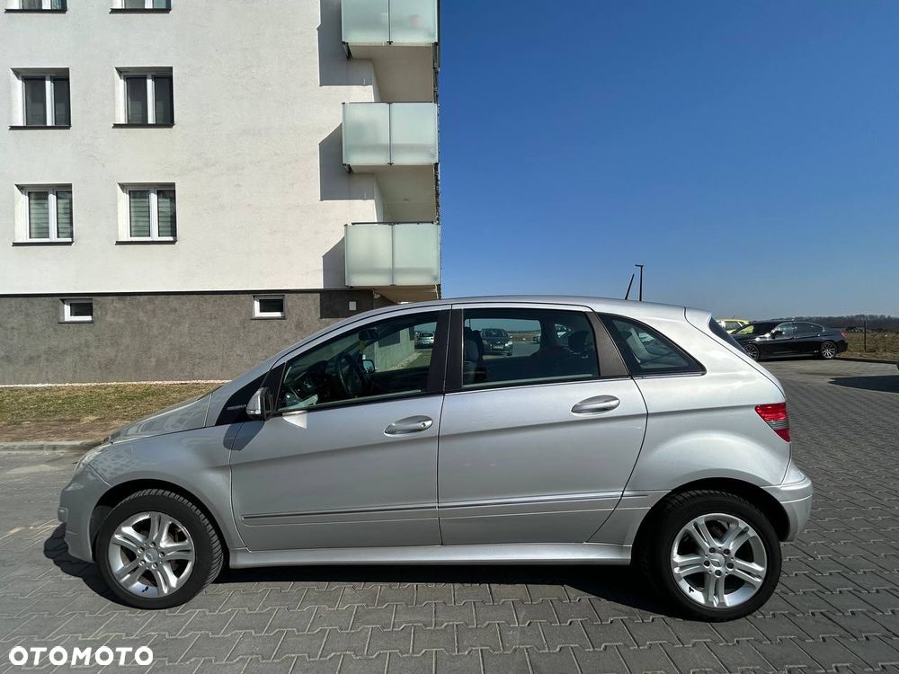 Mercedes-Benz Klasa B ver-200-7g--dct - 2