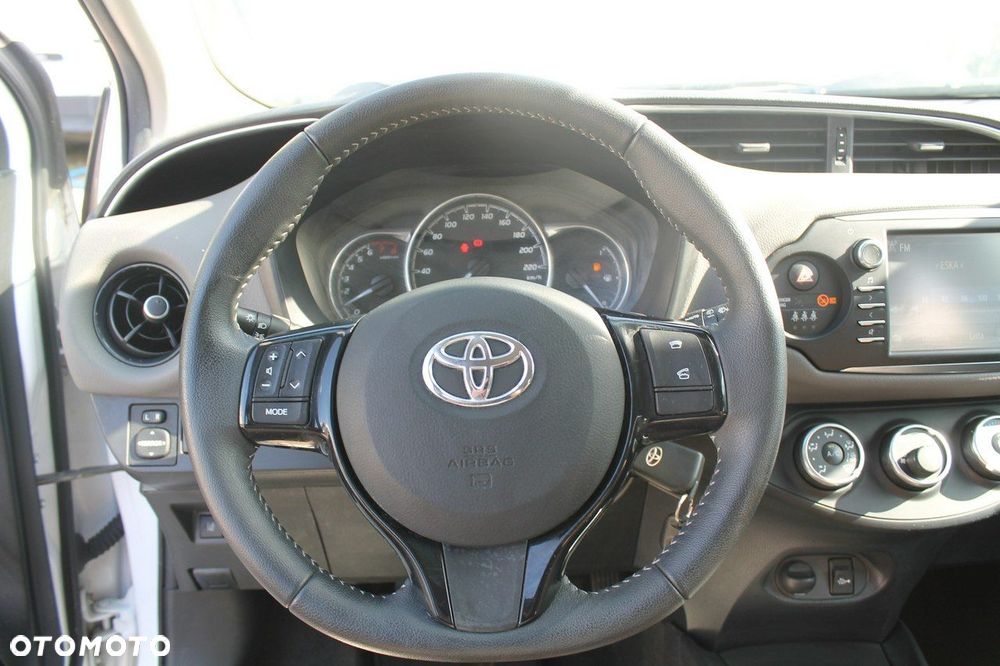 Toyota Yaris - 14