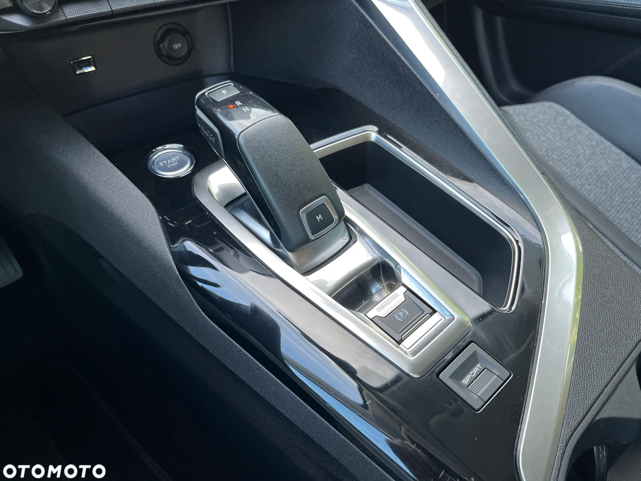Peugeot 3008 - 11