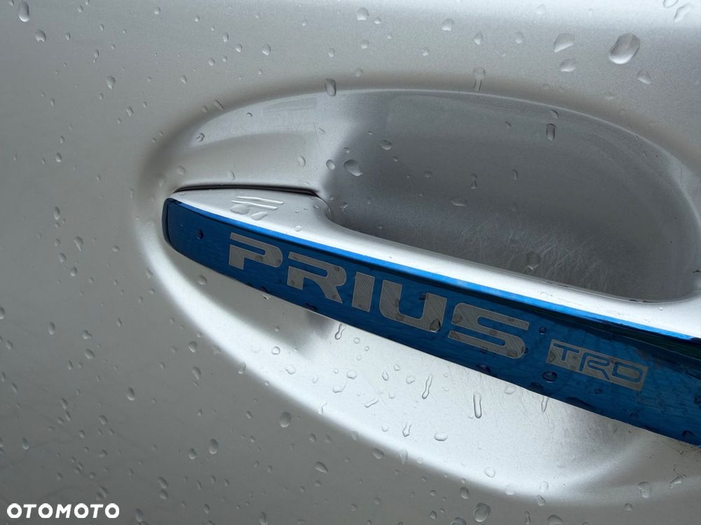 Toyota Prius 1.8 HSD Prestige - 29