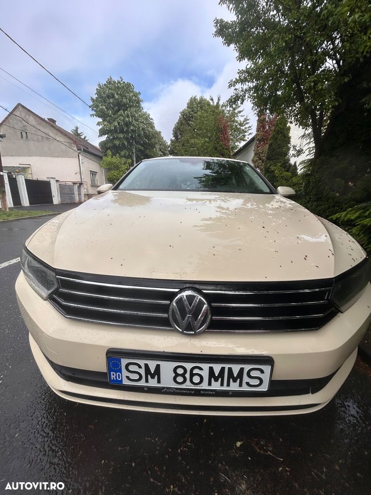 Volkswagen Passat 2.0 TDI SCR BlueMotion Comfortline - 12