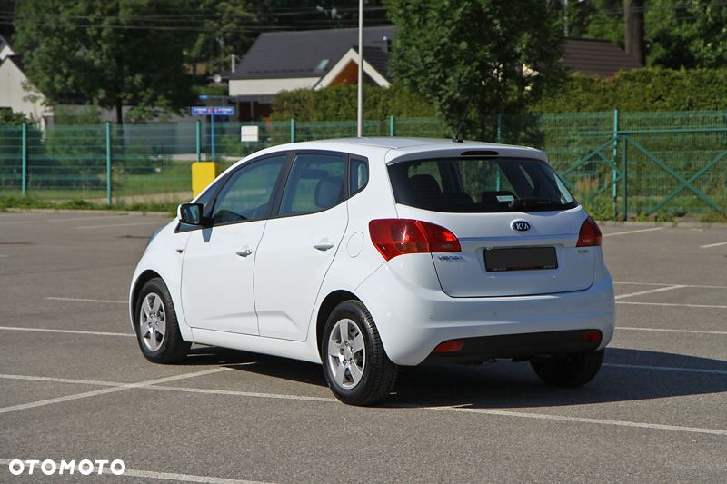 Kia Venga 1.4 Business Line - 4