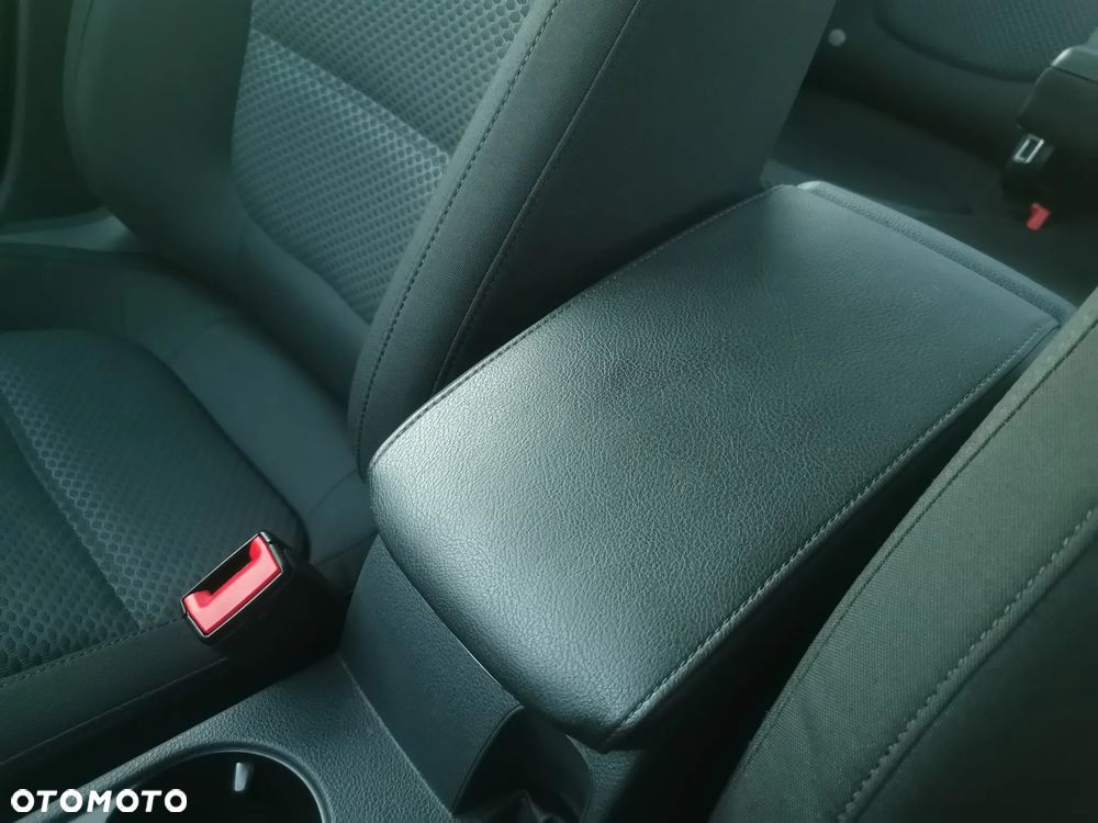Volkswagen Jetta 2.0 TDI BlueMotion Technologie - 19